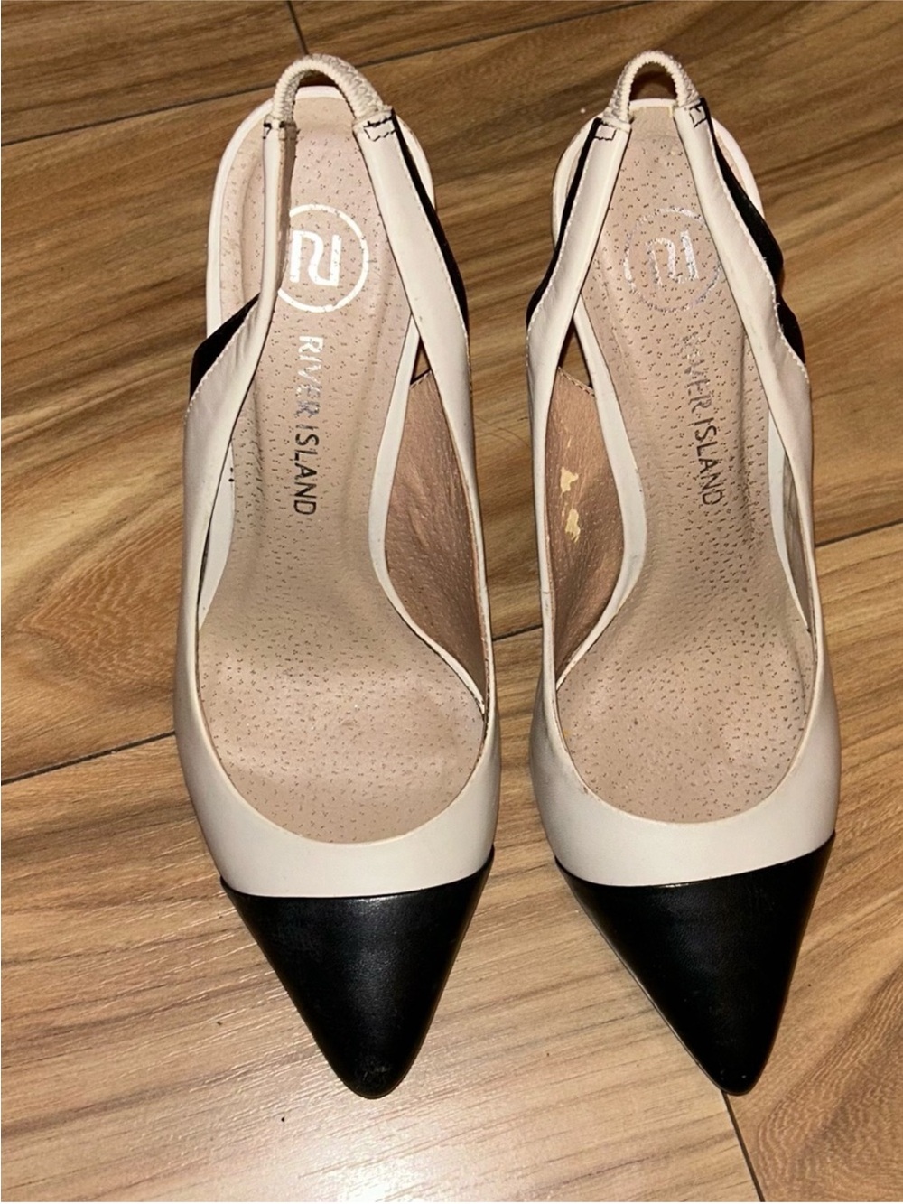 River Island 2-Tone Pointed Slingback Pumps in Cream and Black
Bought in the UK